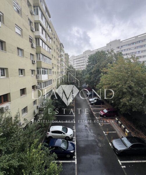 Militari Metrou Gorjului si Lujerului I 3 camere semidecomandat 2 bai